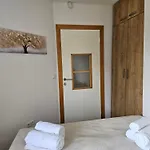 Διαμέρισμα Urban Bulevar-sarajevo - 2br And Garage